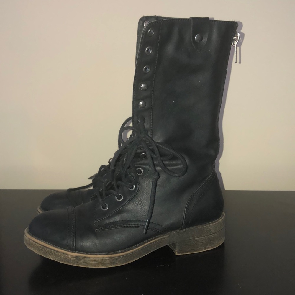 Black boots